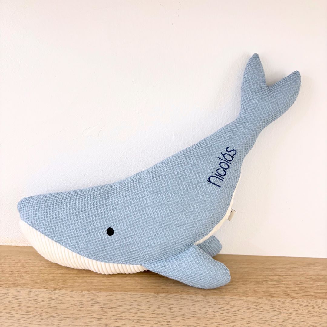 Peluche Ballena Susi azul nombre Nicolás