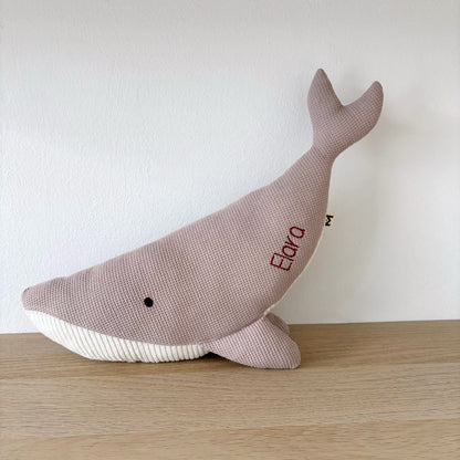 Peluche Ballena Susi rosa nombre Elara