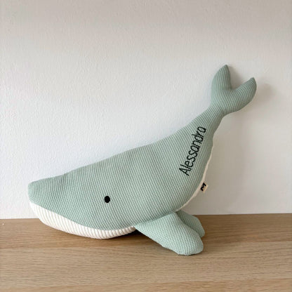 Peluche Ballena Susi menta nombre Alessandra