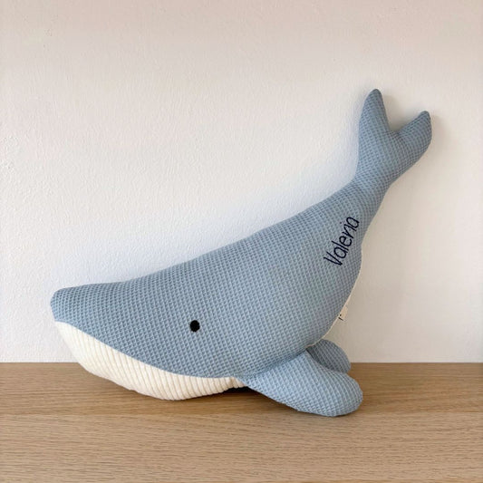 Peluche Ballena Susi azul nombre Valeria