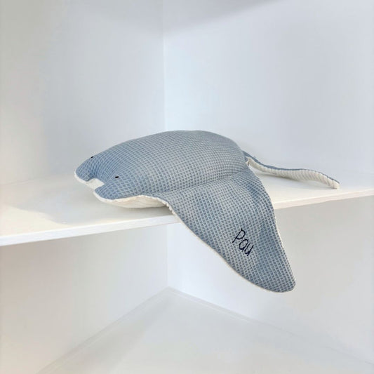 Peluche Mantarraya Maya azul Pau