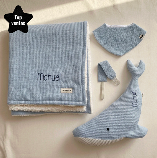 Pack invierno piqué: Peluche Susi personalizado + Manta personalizada + Bandana + Chupetero